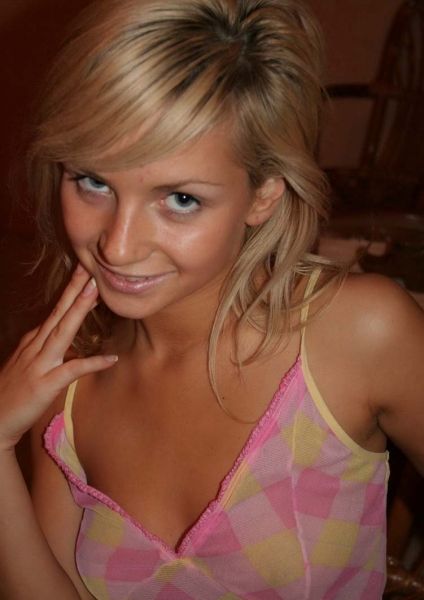 Изысканная брюнетка с шикарной фигурой приглашает на незабываемое свидание. Мои нежные руки и страстные губы принесут тебе настоящее удовольствие. Фото 100% реальные! 24054, 25 лет