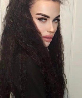 Сексуальная бомба с большой грудью и стройными ножками готова подарить тебе незабываемый отдых. Мои ласки и ласковые слова сведут тебя с ума. Позвони мне и убедись в этом сам! 3211, 20 лет